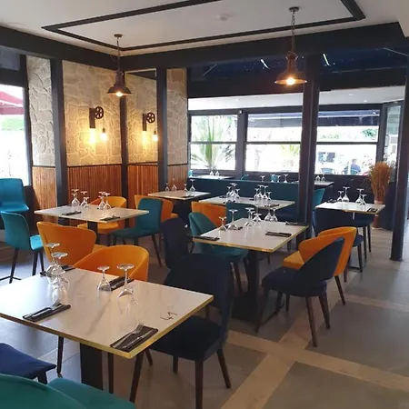 Hotel Le Renaissance Aurillac