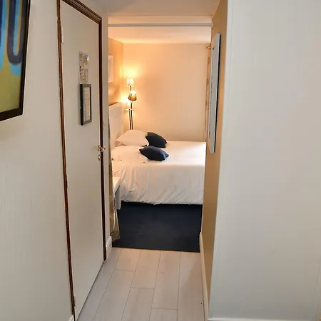 Le Renaissance Hotel Aurillac